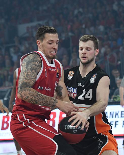 冠军奖杯塑 冠军奖杯塑