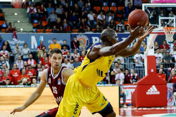 东契奇的坦 东契奇的坦